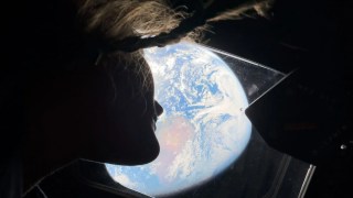 Major Streamers Rally to Cover Artemis II Lunar Flyby Live