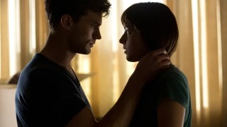 ‘Fifty Shades of Grey’ Looks to Spank ‘Hot Tub Time Machine 2’ and ‘The DUFF’ at Box Office