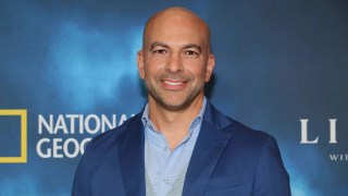 CBS News, Paramount in Internal Battle Over Cutting Ties to Peter Attia Due to Epstein Links | Exclusive