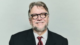 Guillermo del Toro Declares ‘F–k AI’ During Gotham Awards Acceptance Speech | Video