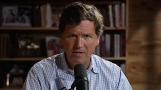 Tucker Carlson Says ‘No President Should Mock Islam’ After Trump’s ‘Praise Be to Allah’ Remark | Video